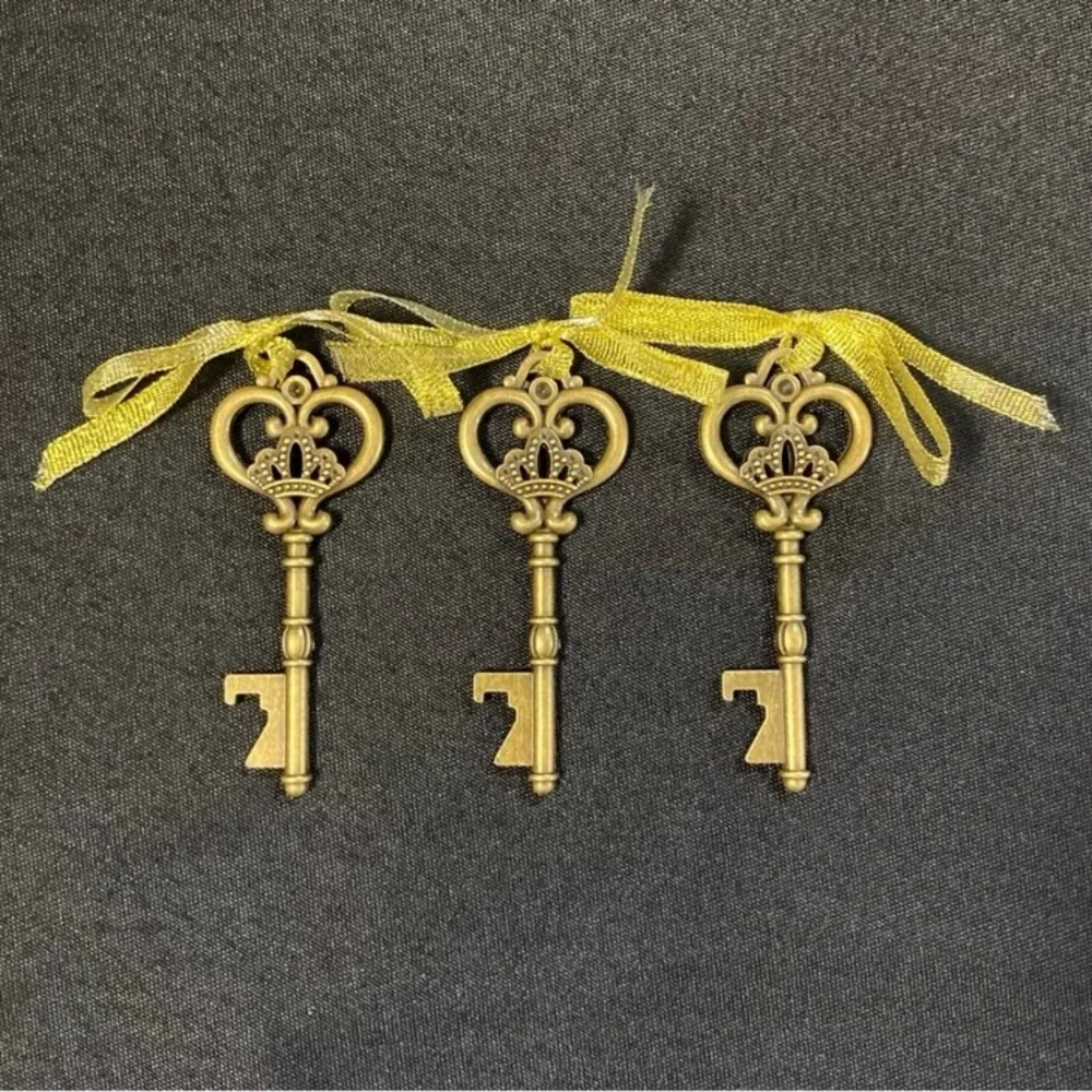NWOT Antique Style Gold Skeleton Key Bottle Openers Set of 3